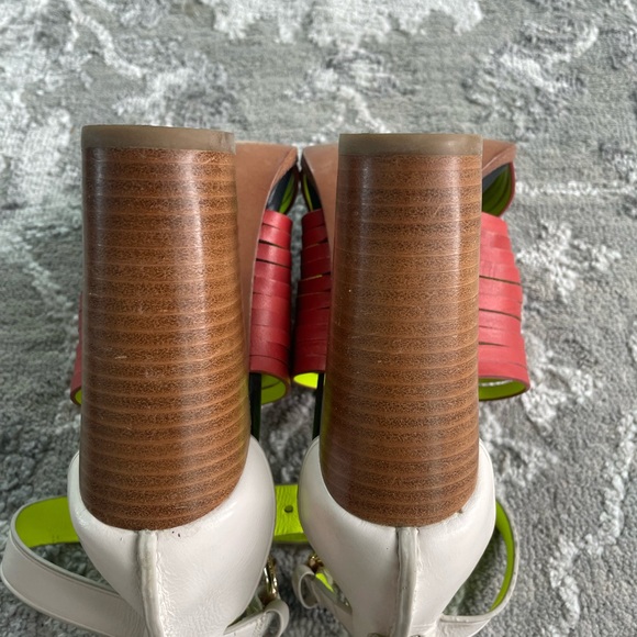 Coach sandal multicolor size 7 - Picture 3 of 5